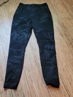 Lysse Black Camo Print Leggings